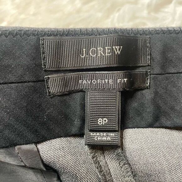 J Crew Favorite Fit Pants Size 8 P Trousers 100% Wool Tapered Crop - Picture 2 of 8